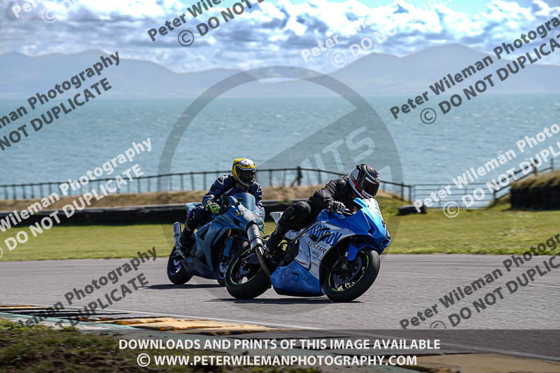 anglesey no limits trackday;anglesey photographs;anglesey trackday photographs;enduro digital images;event digital images;eventdigitalimages;no limits trackdays;peter wileman photography;racing digital images;trac mon;trackday digital images;trackday photos;ty croes